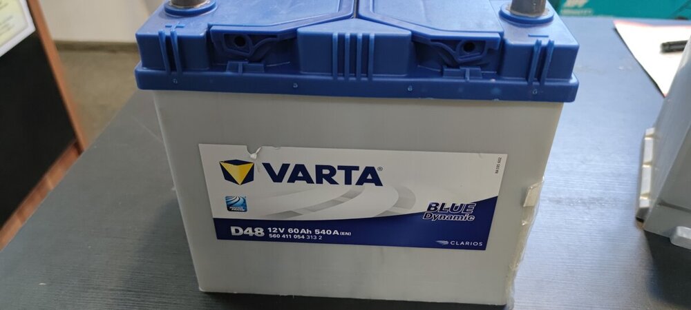 Nubira-2-Baterie-Varta-60ah-10_11.2023-01.thumb.jpg.ed0433deec438cb5b01942ddd914eb46.jpg